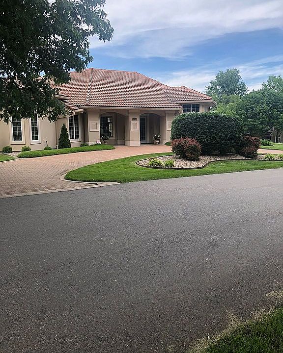 1st image of 22608 E Ashford Ct