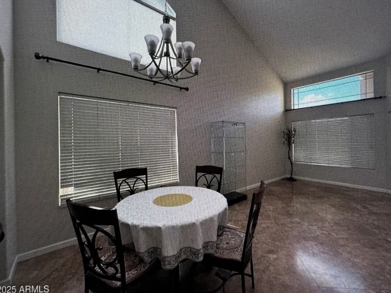 4427 E Rowel Rd — Photo 3