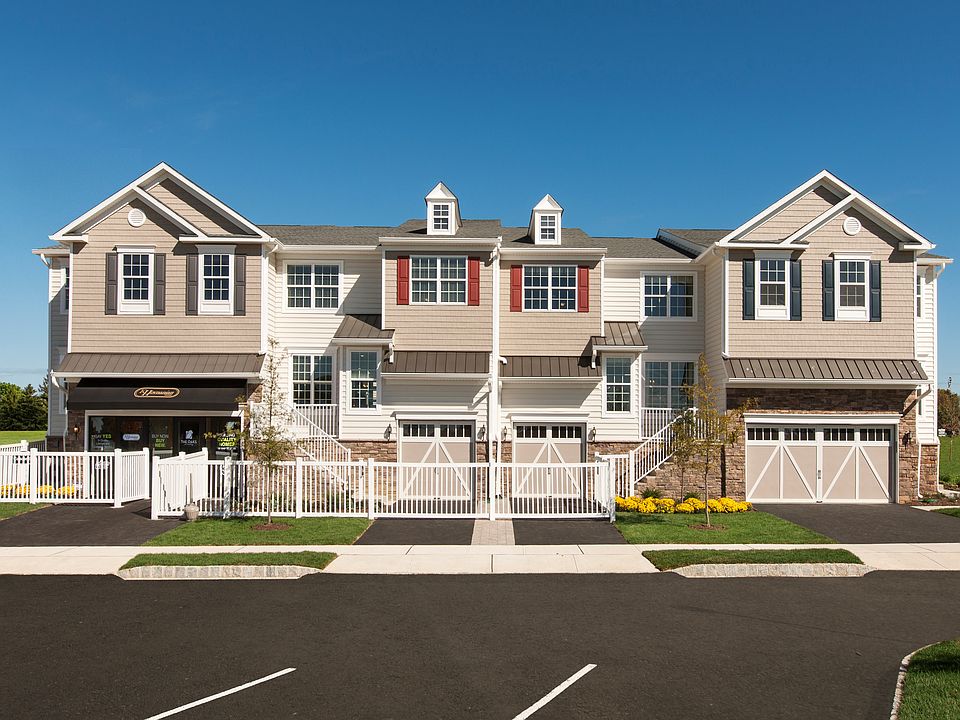 Luxurious Townhomes