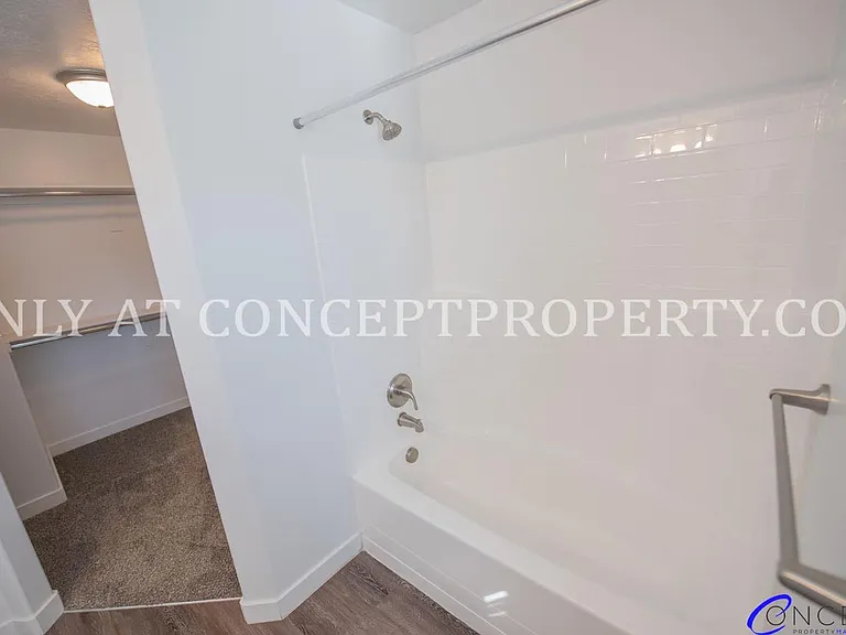 Harvest Pointe Townhomes — Photo 97