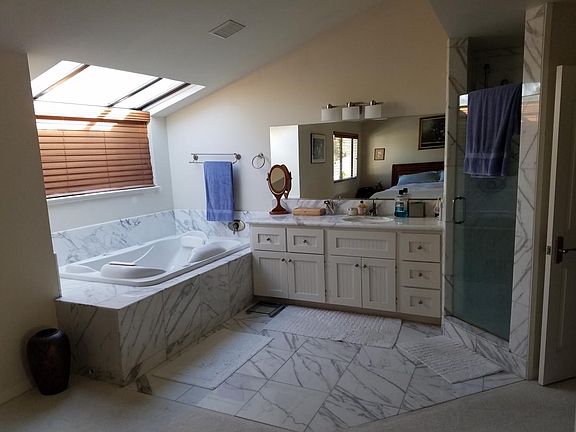 Master bath and Jacuzzi