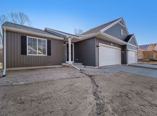 10250 Pennridge Dr, Portage, MI 49024
