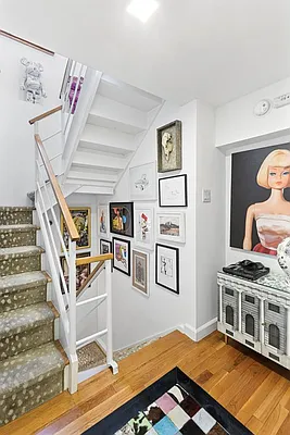 Sold by Douglas Elliman | media 24