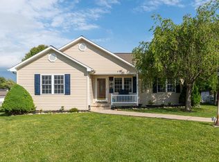 75 Sugar Mill Ln, Weyers Cave, VA 24486