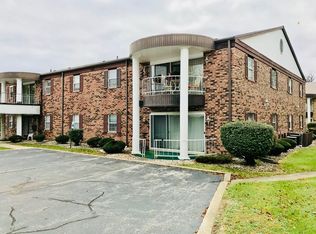 1050 S Nelson Ave APT 1, Kankakee, IL 60901