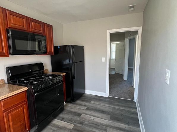 3611 Ravenwood Ave #2