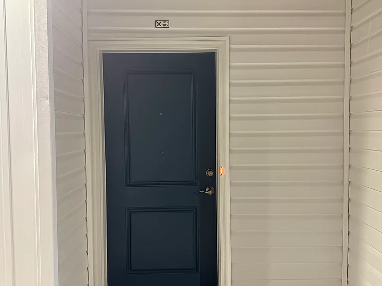 1725 Dromolin Dr #105 — Photo 16