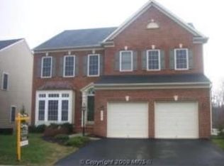 1007 Hotchkiss Ct, Fredericksburg, VA 22401