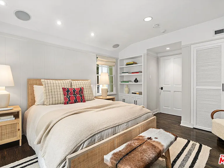 2107 El Roble Ln — Photo 27