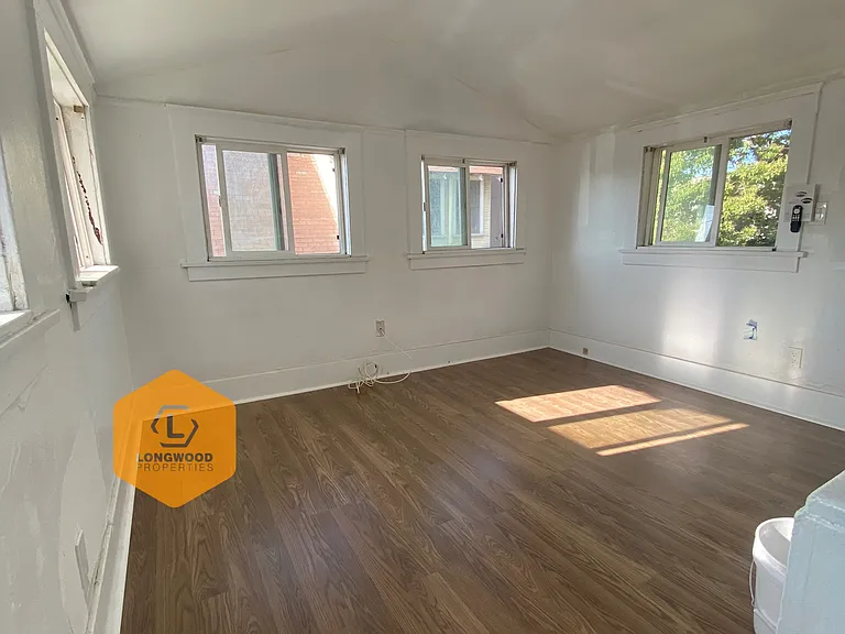 816 Daisy Ave — Photo 7