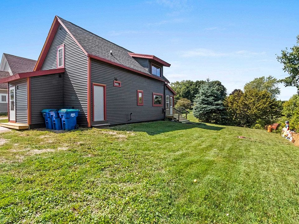 316 1st St, Kewaunee, WI 54216 MLS 50280734 Zillow