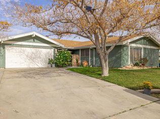2059 Top Cir, Lancaster, CA 93536