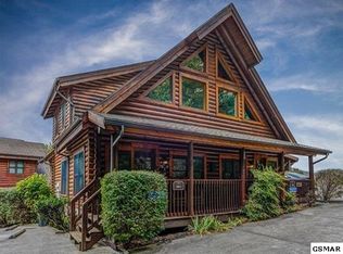 727 Golf View Blvd, Pigeon Forge, TN 37863