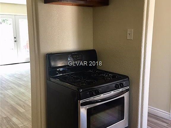 4th image of 4048 Gold Coast Dr