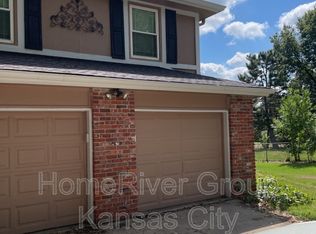 15903 W 153rd Ter, Olathe, KS 66062