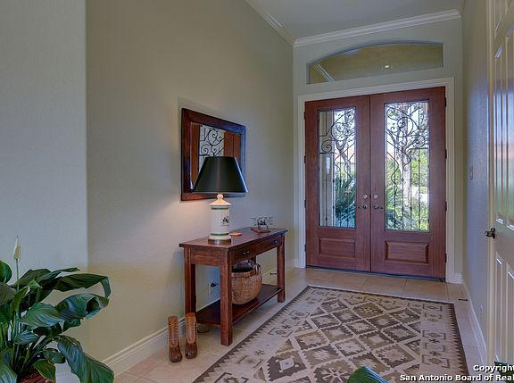 4th image of 104 Lantana Way