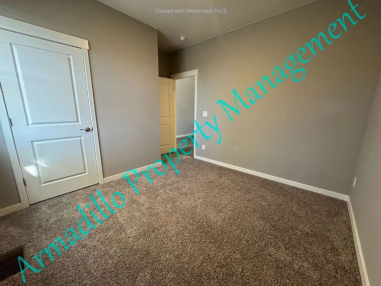 1902 Thundercloud Dr — Photo 7