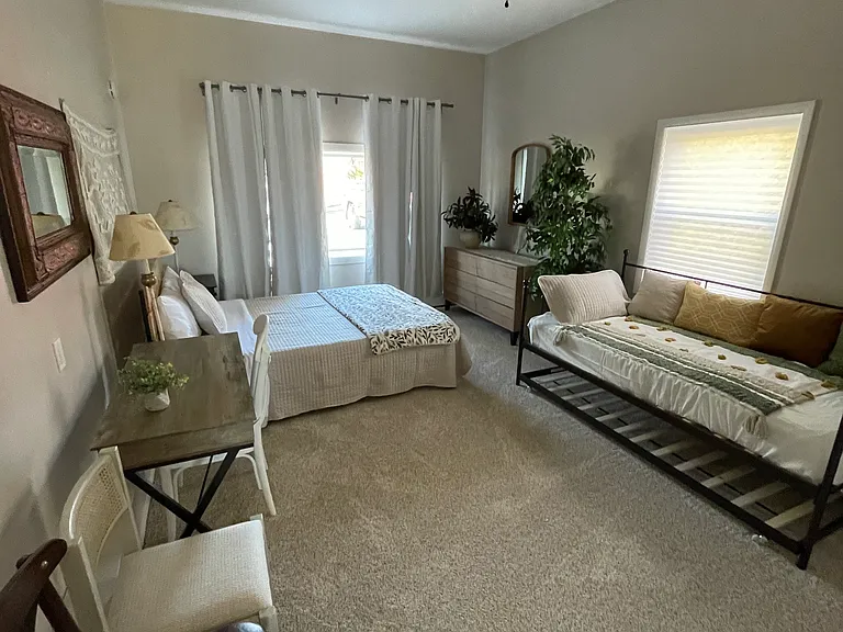 Main extra large Bedroom