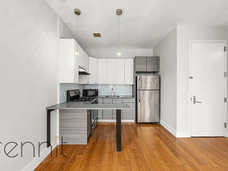 643 Madison St #A — Photo 5