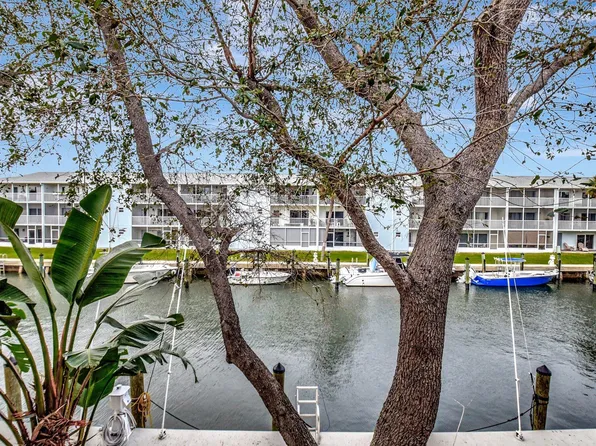 1125 Lake Shore Drive #203, Lake Park, FL 33403