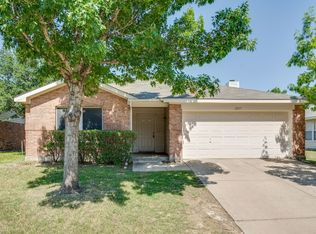 2217 Overlook Ln, Denton, TX 76207