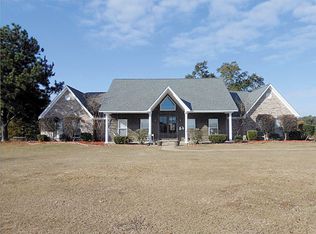 2115 Peach Orchard Rd, Raymond, MS 39154