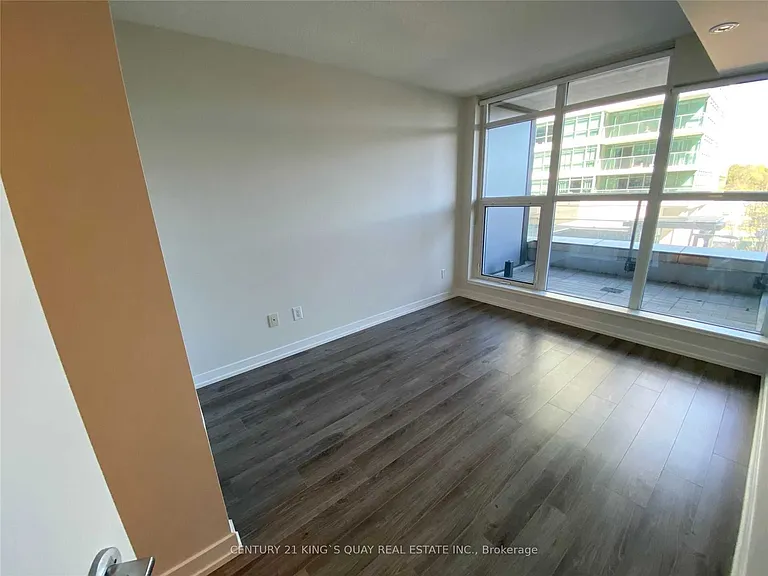 19 Singer Ct #218 — Photo 12