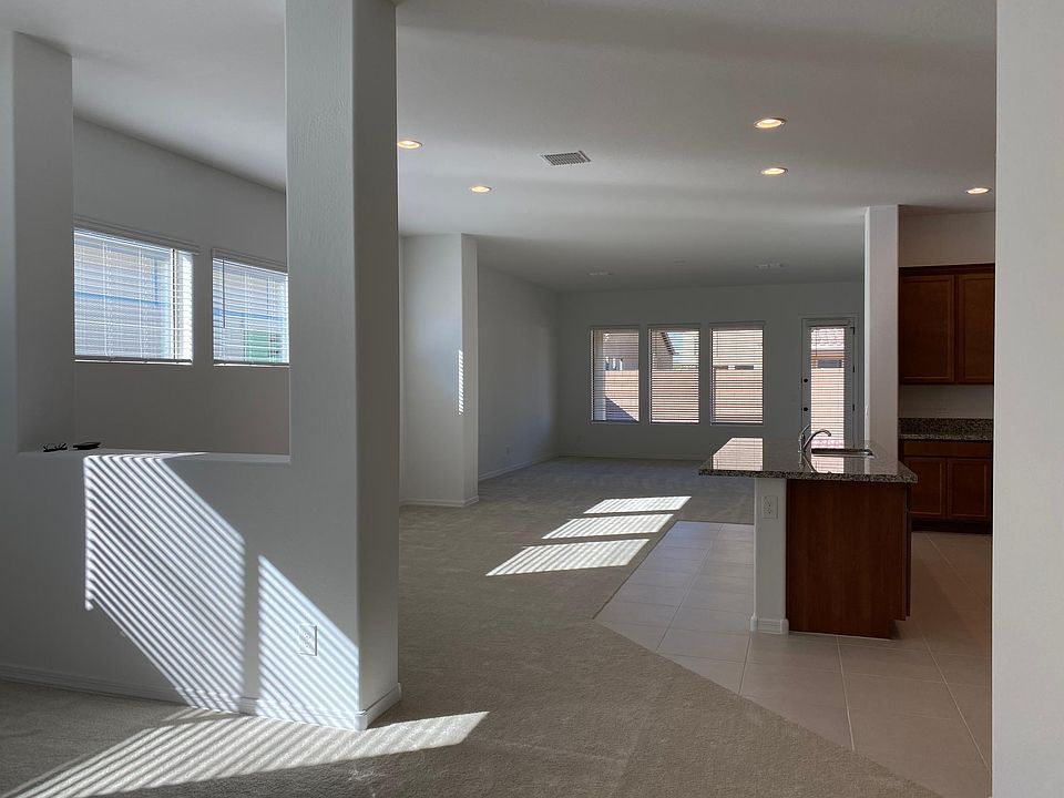 442 W Golden Aspen Dr, San Tan Valley, AZ 85140 | Zillow