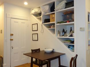 17 Centre St #2R, Cambridge, MA 02139