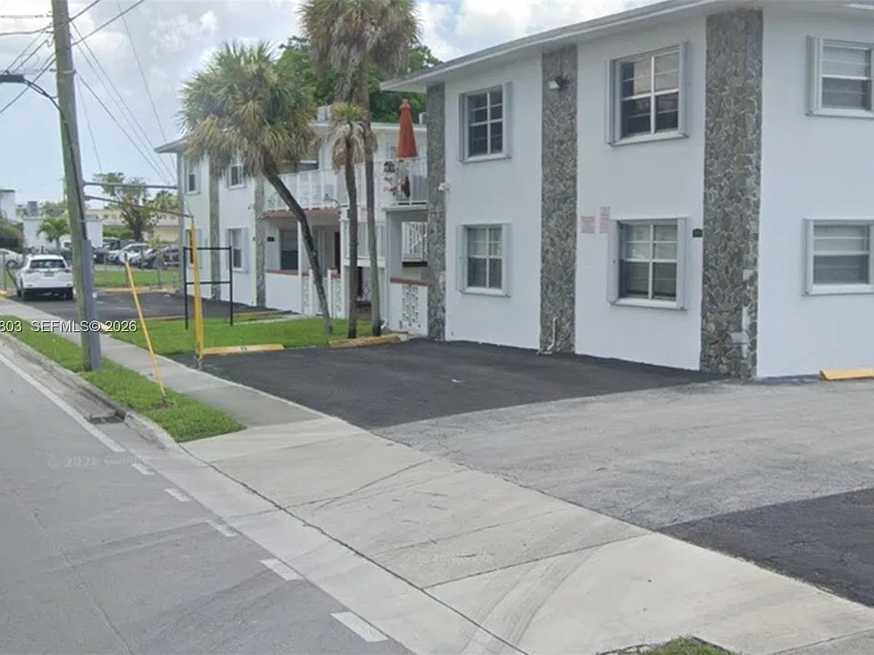 5730 NW 38th St #14