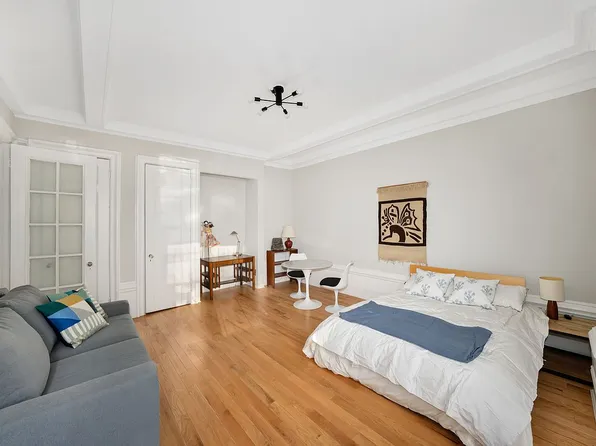 210 Riverside Dr APT 1A, New York, NY 10025