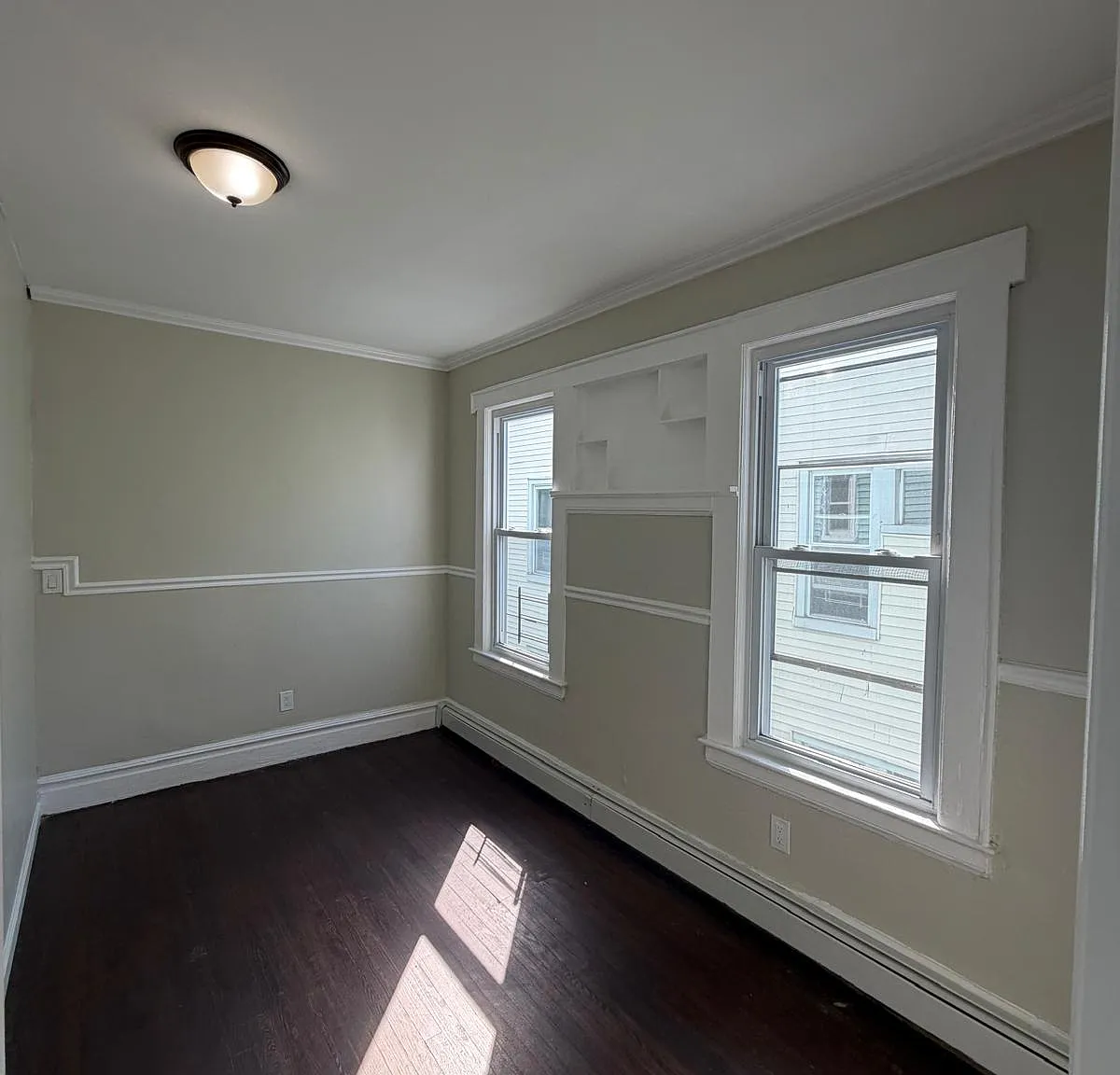 3 bed, $2,100 — Photo 4