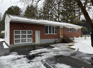 2743 W Lydius Street, Guilderland, NY 12306