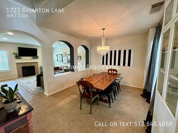 3rd image of 1723 Briarton Ln S