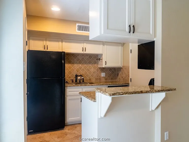 4513 Carter Creek Pkwy #7 — Photo 7