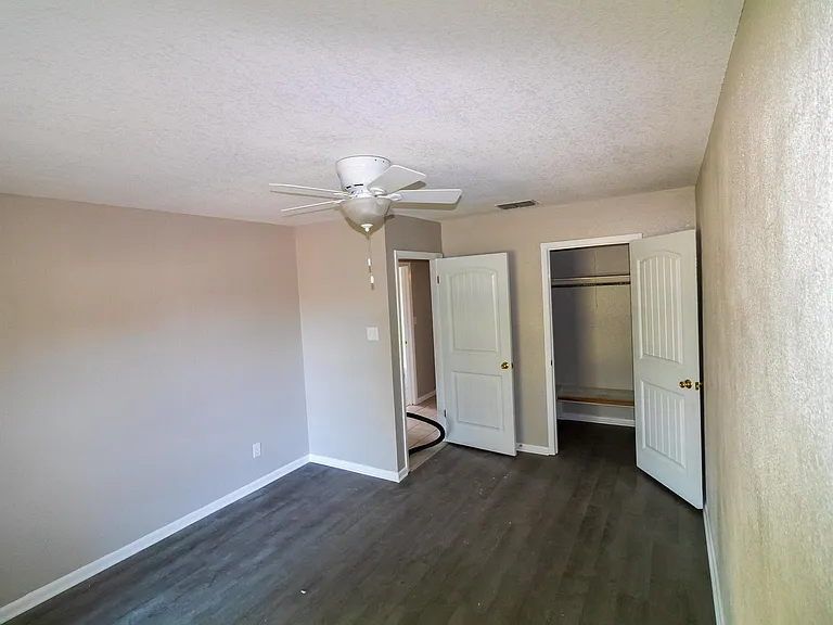 2245 Brighton Dr — Photo 30