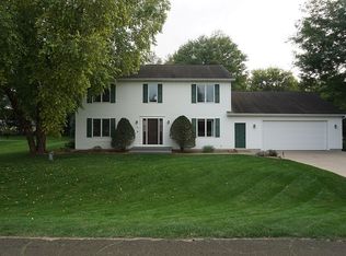 3743 Grandier Rd, Sun Prairie, WI 53590