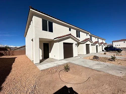 345 N 2480 W Photo 1