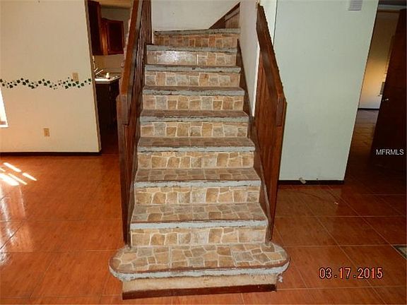 4th image of 8238 Willowwood St