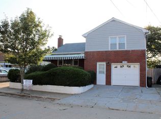 109 Cedarhurst Ave, Point Lookout, NY 11569