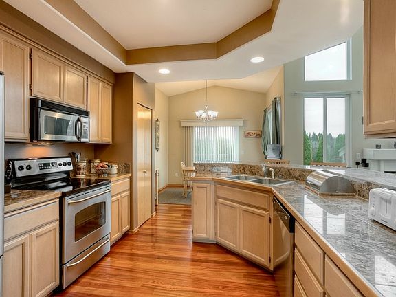 4th image of 13712 68th Avenue Ct E