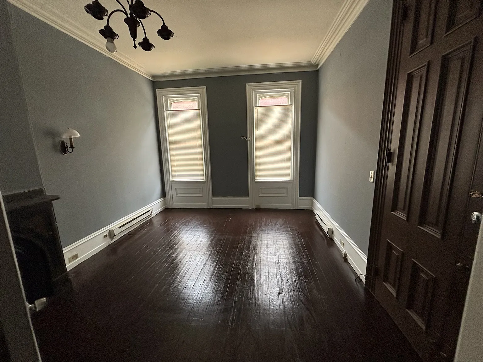 2 bed, 1050 sqft, $1,450 — Photo 1