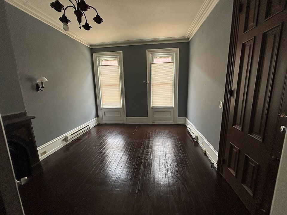1st image of 1011 Swede St #1A