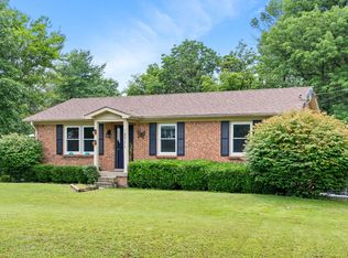 2711 Dove Ct, Clarksville, TN 37040