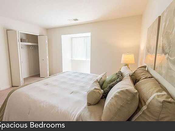 4th image of 2345 Woodridge Way #4808