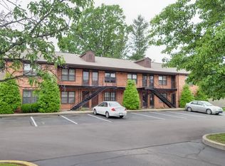 4200 Breckenridge Ln #11, Louisville, KY 40218