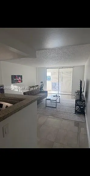 16450 Miami Dr #704 — Photo 2