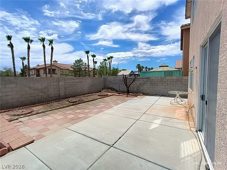 8525 Titania Ct — Photo 21