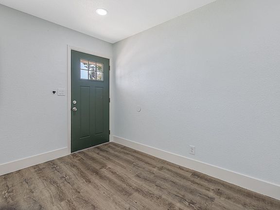 5th image of 2673 S Bardell Avenue