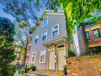 1902 N Bissell St, Chicago, IL, 60614